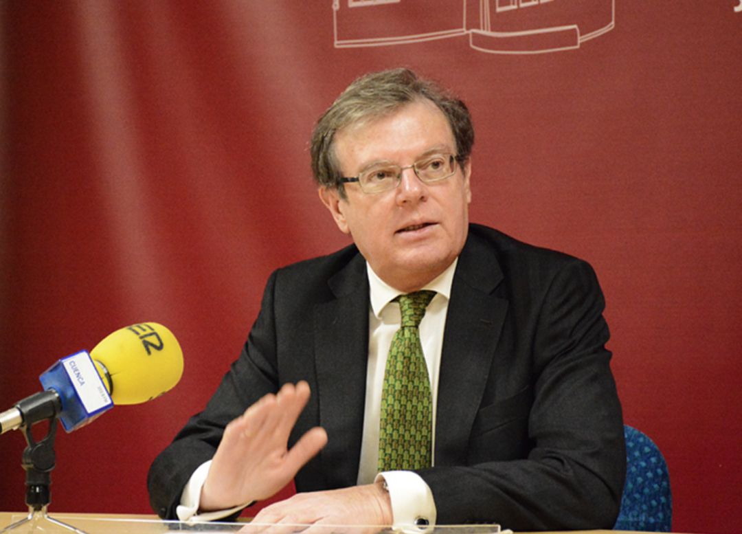 El rector de la Universidad de Castilla-La Mancha espera la decisión de todo el país El rector de la Universidad de Castilla-La Mancha espera la decisión de todo el país