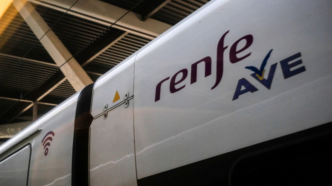 Renfe lanza "Hay luz al final del túnel", una web de noticias positivas sobre la crisis del coronavirus