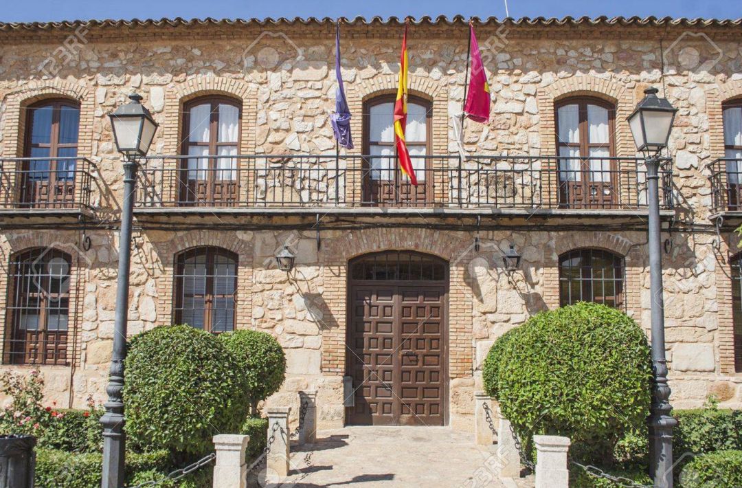 Fachada del Ayuntamiento Fachada del Ayuntamiento