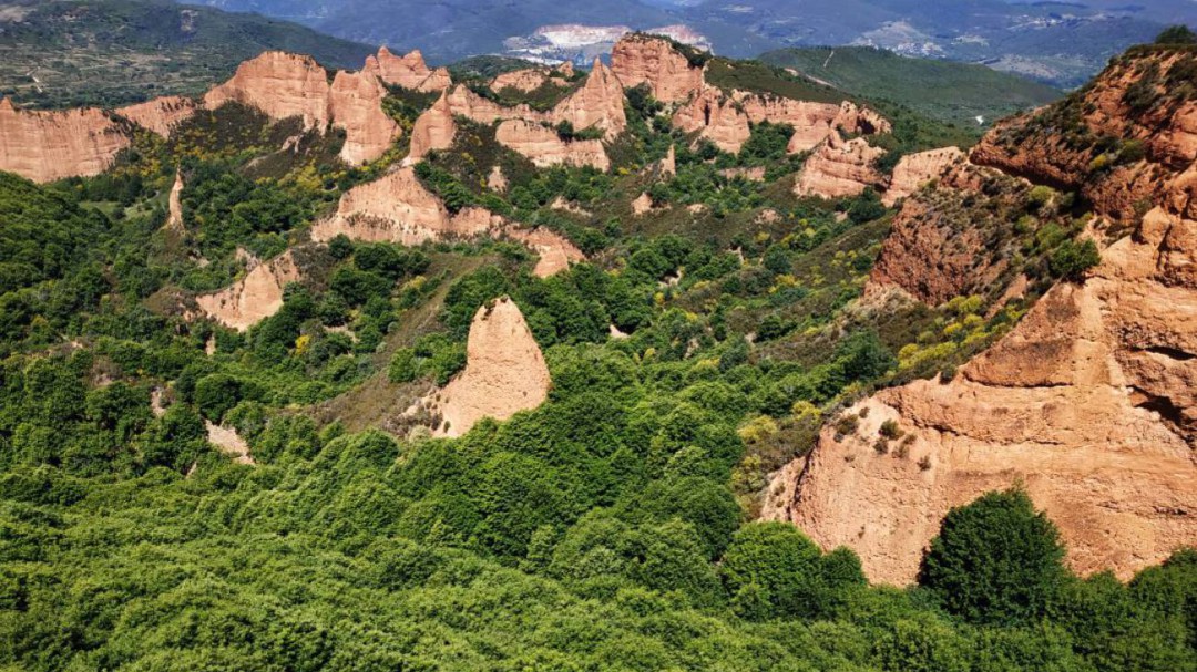 Los hosteleros de Médulas estiman en un 30% las pérdidas por el coronavirus
