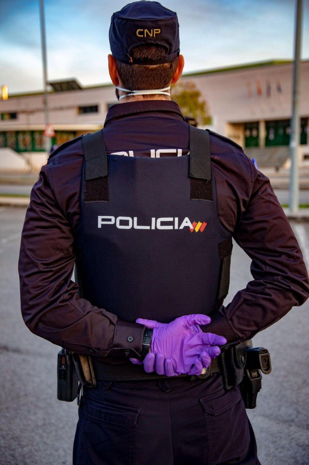 La pareja se mostró muy violenta durante la detención La pareja se mostró muy violenta durante la detención