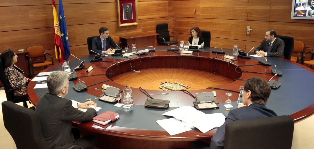 El presidente del Gobierno, Pedro Sánchez, preside el Consejo de Ministros extraordinario El presidente del Gobierno, Pedro Sánchez, preside el Consejo de Ministros extraordinario
