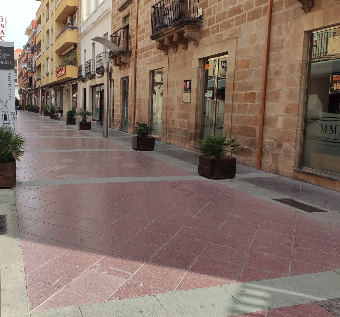 Pasaje del Comercio, sin actividad por el estado de alarma. Pasaje del Comercio, sin actividad por el estado de alarma.