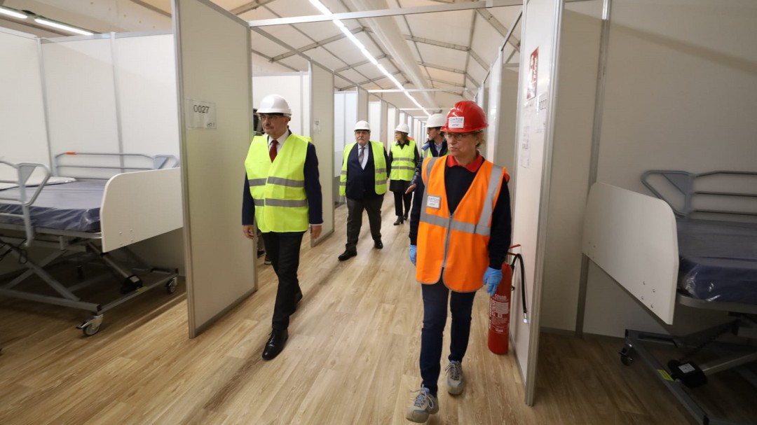 Aragón cuenta con un 37% de camas UCI libres en los hospitales