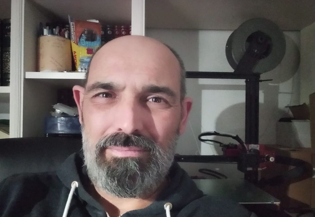 Jorge Ferro confinado en el sótano de su vivienda en Miguelturra por ser paciente de cáncer de linfoma Jorge Ferro confinado en el sótano de su vivienda en Miguelturra por ser paciente de cáncer de linfoma