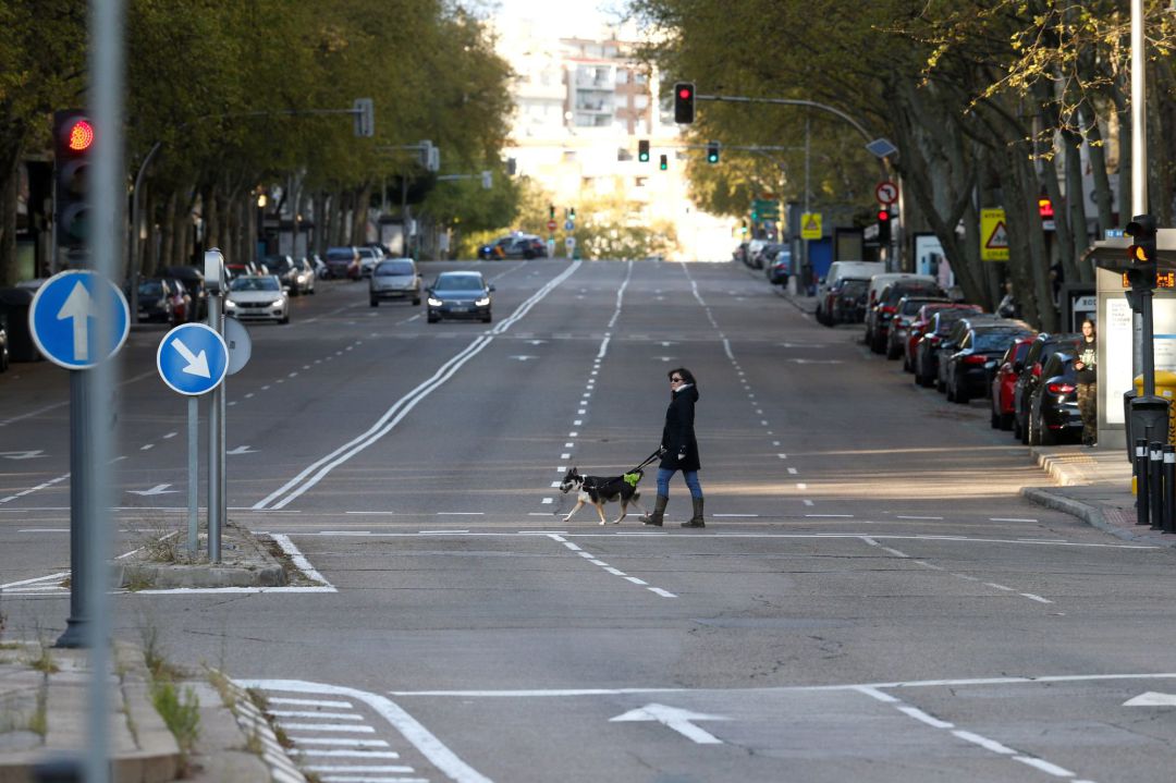 Una calle del centro de Madrid, vacía este miércoles como consecuencia de las medidas decretadas en el estado de alarma Una calle del centro de Madrid, vacía este miércoles como consecuencia de las medidas decretadas en el estado de alarma