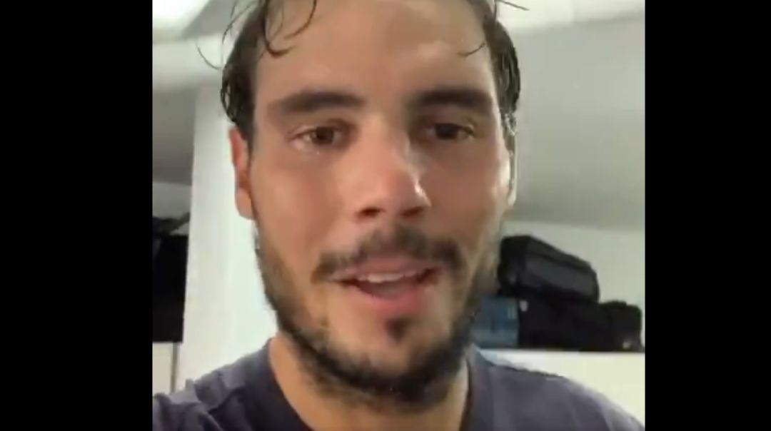 Un momento del vídeo que ha publicado Rafa Nadal en sus redes sociales. Un momento del vídeo que ha publicado Rafa Nadal en sus redes sociales.