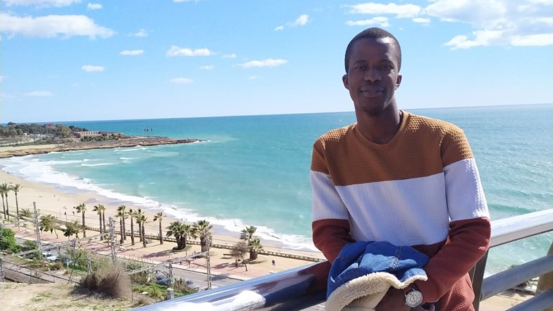 De Guinea Conakry a ayudar contra el coronavirus en España: la historia de supervivencia de Souleyman