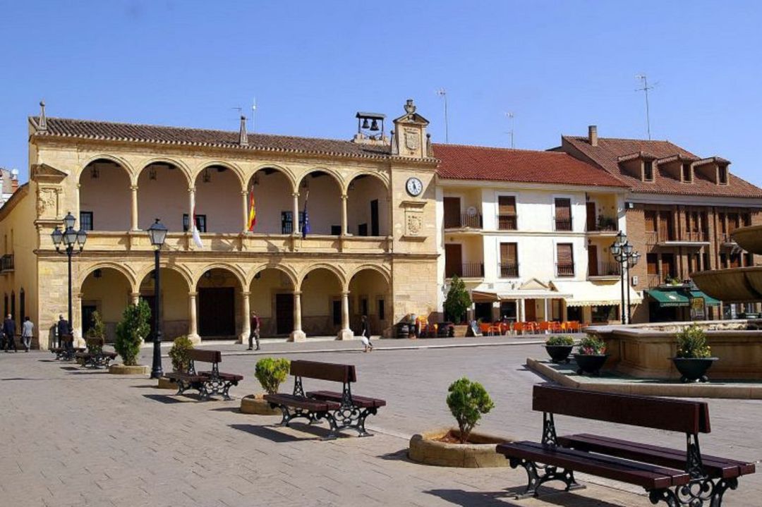 Fachada del Ayuntamiento Fachada del Ayuntamiento