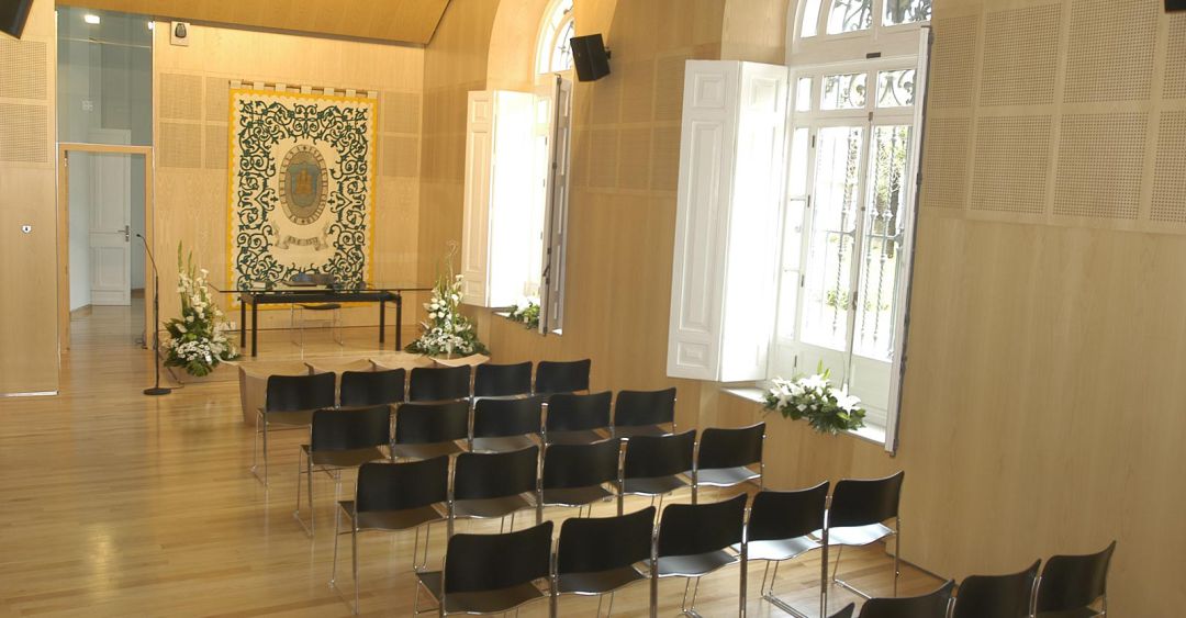 Foto de archivo de la sala en la que se realizan los enlaces Foto de archivo de la sala en la que se realizan los enlaces