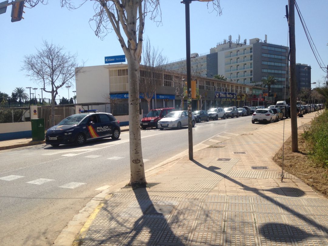 Un vehículo de la Policía Nacional Un vehículo de la Policía Nacional