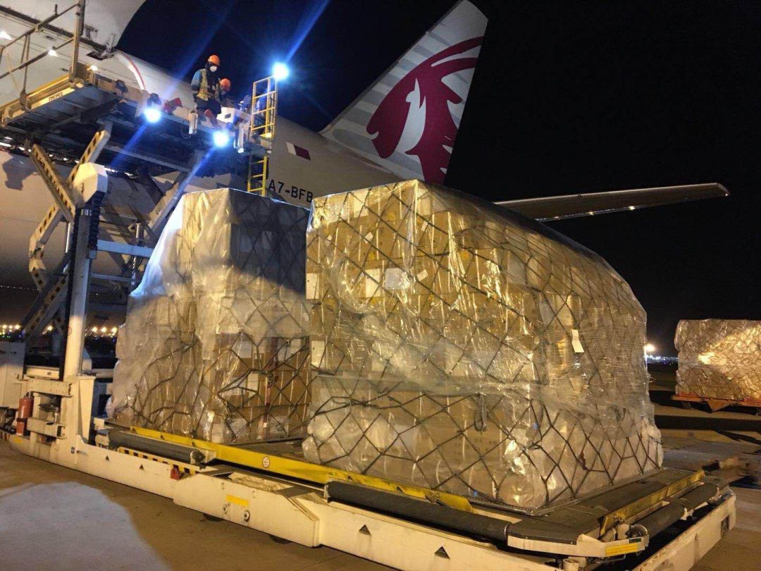 Imagen el avión de Qatar Airways fletado por la Comunidad de Madrid Imagen el avión de Qatar Airways fletado por la Comunidad de Madrid