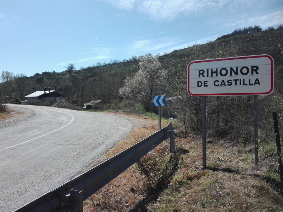 Señal de poblado de Rihonor de Castilla Señal de poblado de Rihonor de Castilla