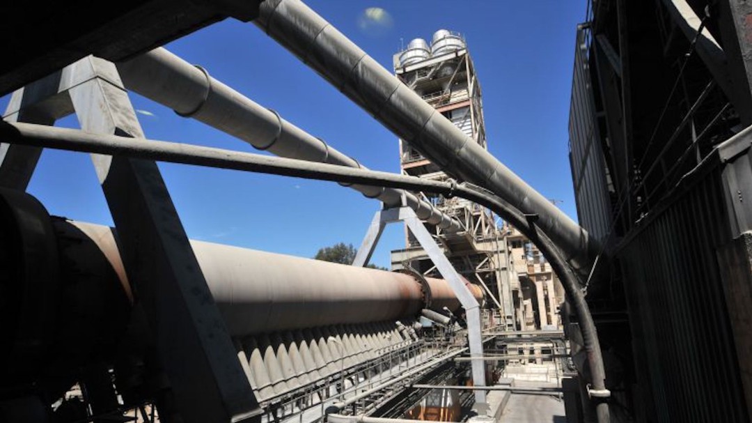 Cosmos paraliza su producción en Córdoba por la falta de demenda de cemento