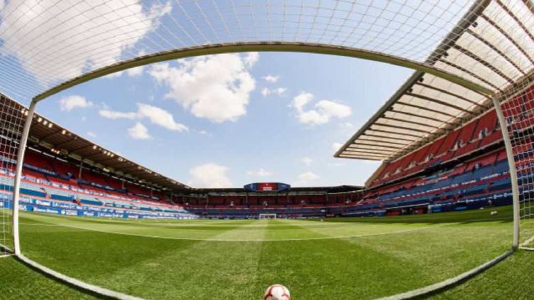 Estadio del Sadar cuyas obras de reforma también se han visto afectadas por el cononavirus Estadio del Sadar cuyas obras de reforma también se han visto afectadas por el cononavirus