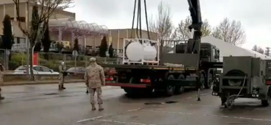 El ACAR de Getafe trasladó al hospital de la localidad varios grupos electrógenos y un depósito de combustible El ACAR de Getafe trasladó al hospital de la localidad varios grupos electrógenos y un depósito de combustible