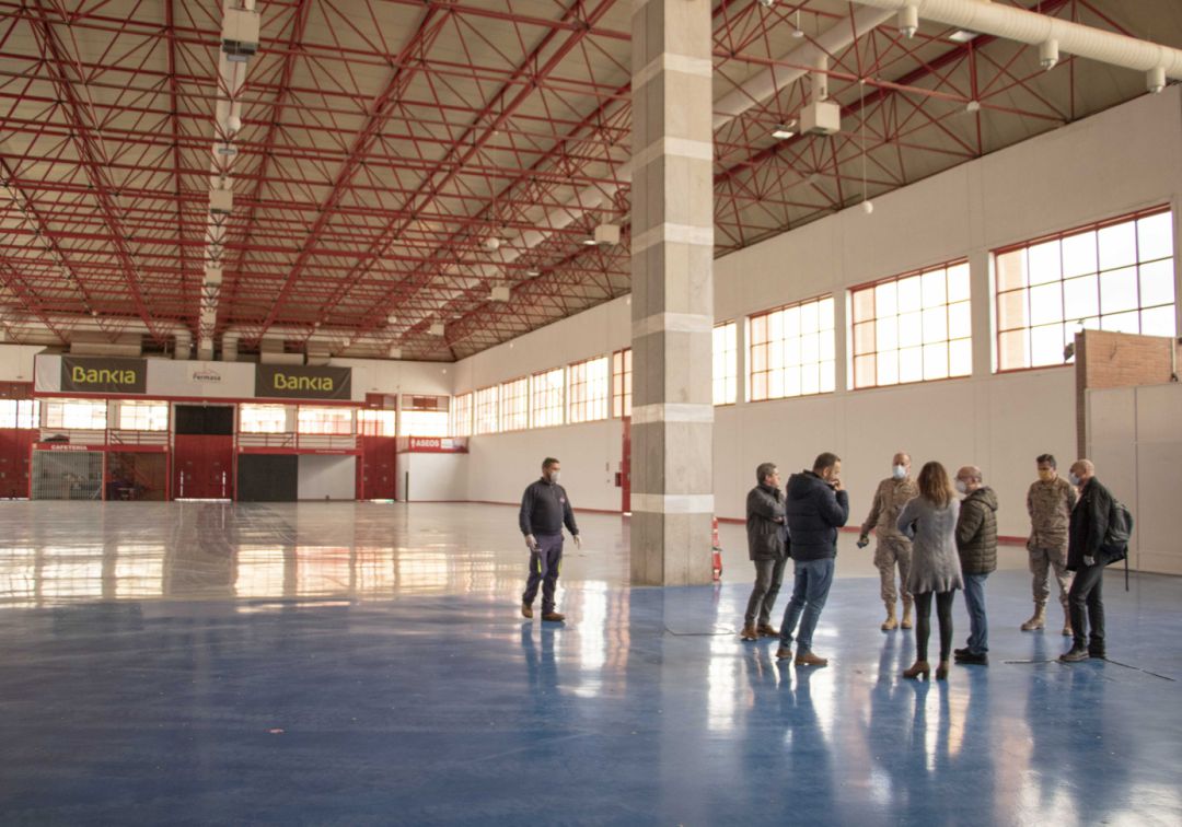El alivio de la presión hospitalaria en Granada permite 'aparcar' de momento el hospital de campaña en Fermasa