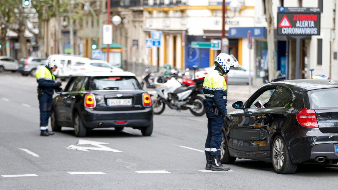 Blanqueo y violencia contra las mujeres explotadas: así está cambiando el crimen organizado con el COVID-19