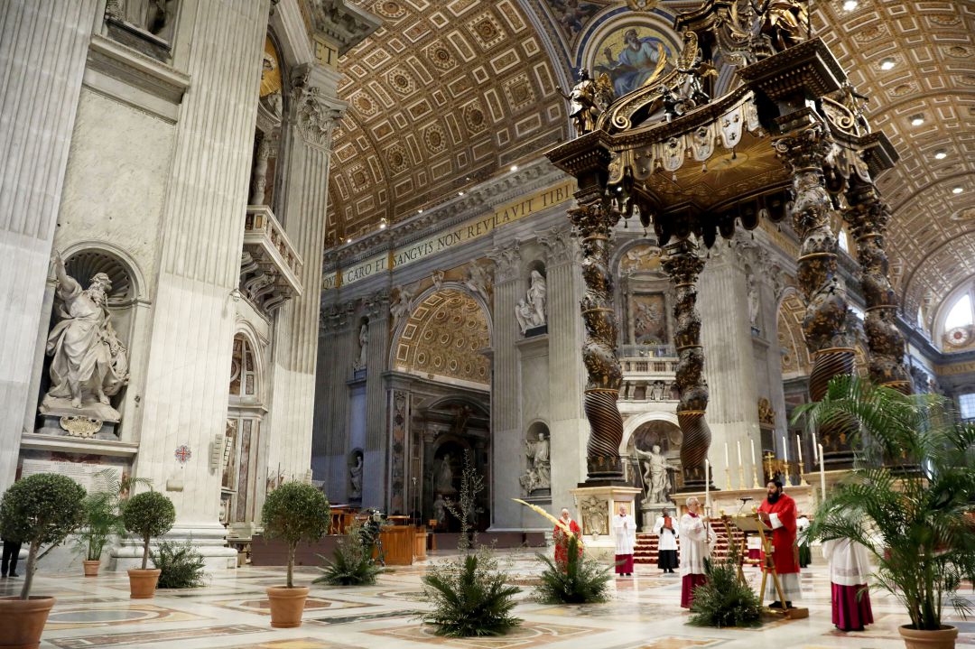 El papa Francisco, durante el domingo de ramos en la basílica de San Pedro El papa Francisco, durante el domingo de ramos en la basílica de San Pedro