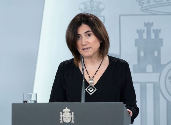 GRAF6163. MADRID, 05/04/2020.- La jefa de área del Centro de Coordinación de Alertas y Emergencias Sanitarias del Ministerio de Sanidad (CCAES), María José Sierra, durante la rueda de prensa ofrecida este domingo en el Palacio de la Moncloa, en Madrid, para informar de la pandemia del coronavirus. EFE/Moncloa/Borja Puig de la Bellacasa SOLO USO EDITORIAL