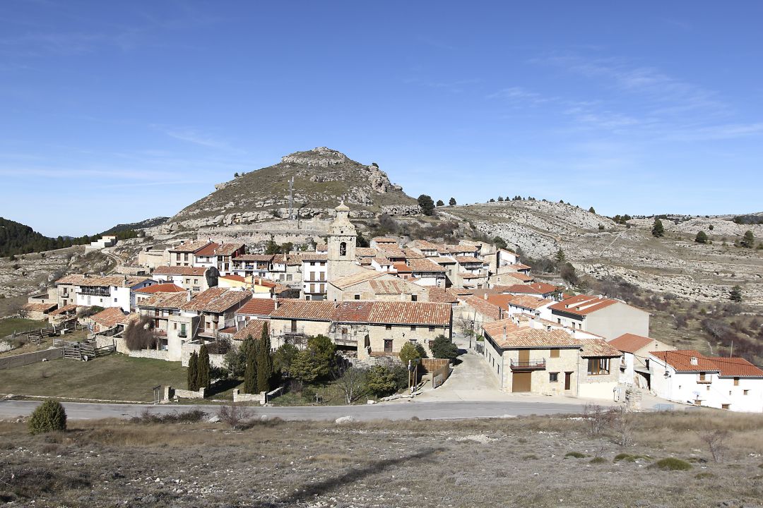Castell de Cabres pasa la cuarentena con paciencia y solidaridad Castell de Cabres pasa la cuarentena con paciencia y solidaridad