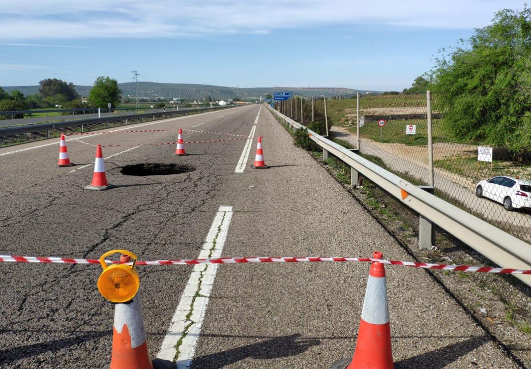 Socacón en la A4 a la altura de Andújar. Socacón en la A4 a la altura de Andújar.