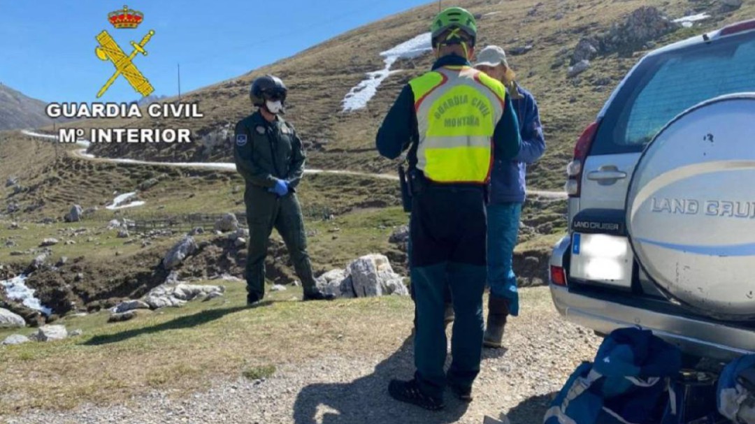 "He vuelto a por material fotográfico": la Guardia Civil sanciona, de nuevo, a un gijonés en Picos de Europa
