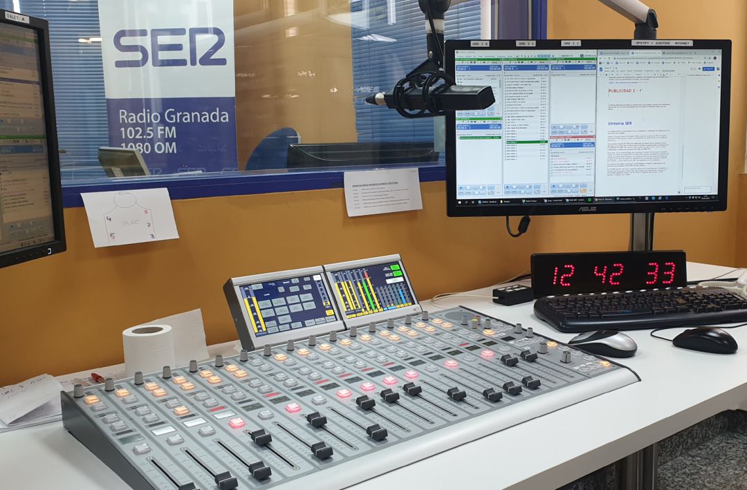 Control de emisión de Radio Granada-SER Control de emisión de Radio Granada-SER