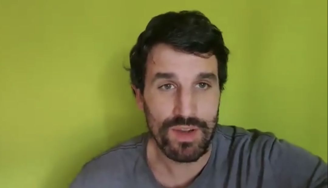 Imagen del video que ha colgado Asier De la Iglesia en las redes sociales Imagen del video que ha colgado Asier De la Iglesia en las redes sociales