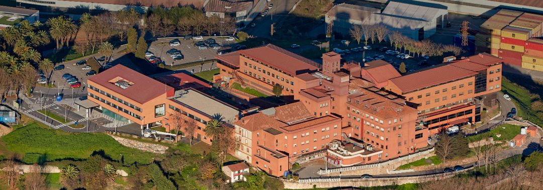Vista aérea del centro al que ha sido trasladado el hombre. Vista aérea del centro al que ha sido trasladado el hombre.