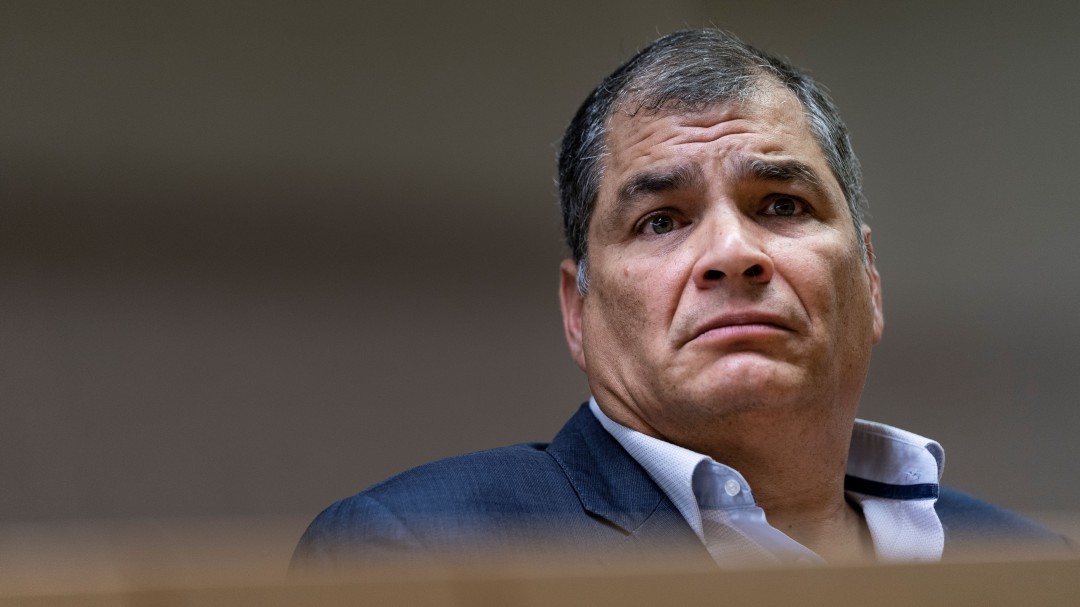 Rafael Correa, expresidente de Ecuador, condenado a 8 años de cárcel por cohecho y pierde derechos políticos