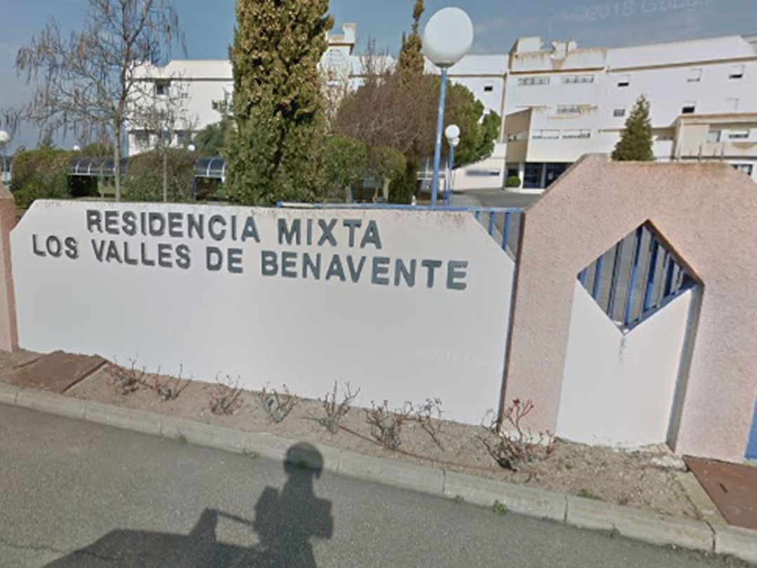 Residencia "Los Valles" los Valles de Benavente Residencia "Los Valles" los Valles de Benavente