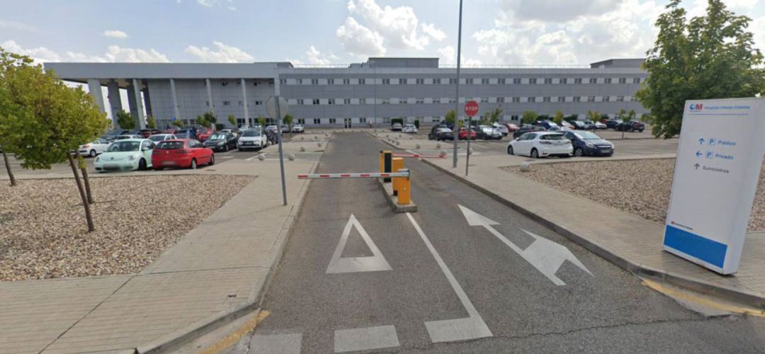 Entrada del aparcamiento del Hospital de Parla Entrada del aparcamiento del Hospital de Parla