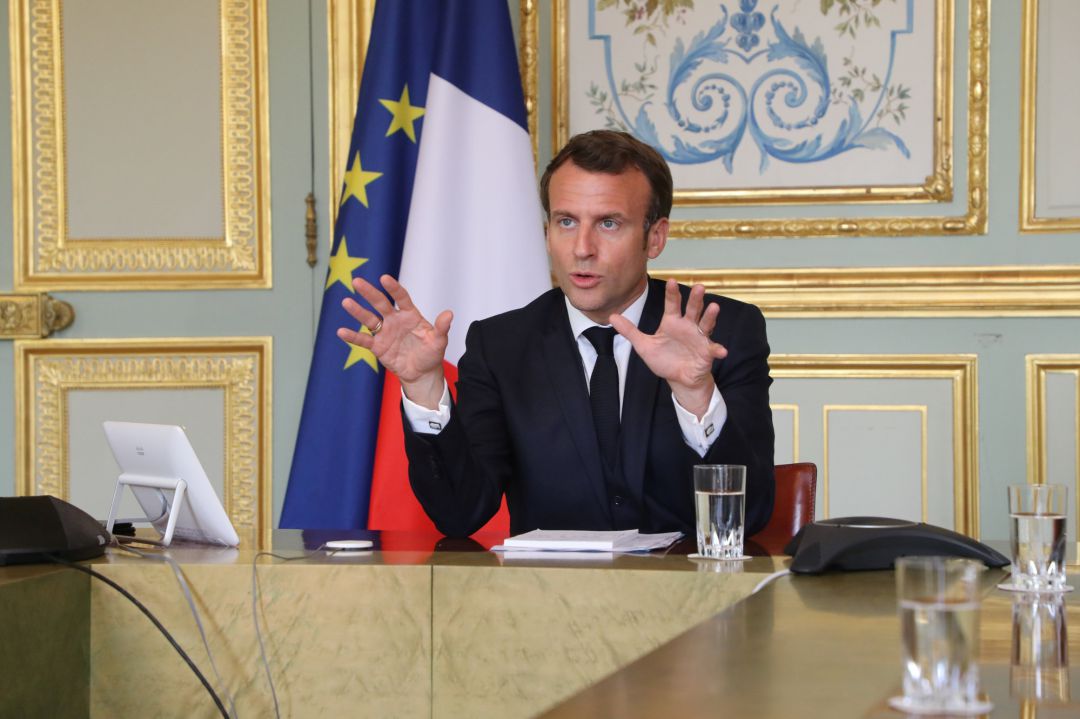 El presidente francés Emmanuel Macron durante la vídeoconferencia con la Organización Mundial de la Salud El presidente francés Emmanuel Macron durante la vídeoconferencia con la Organización Mundial de la Salud