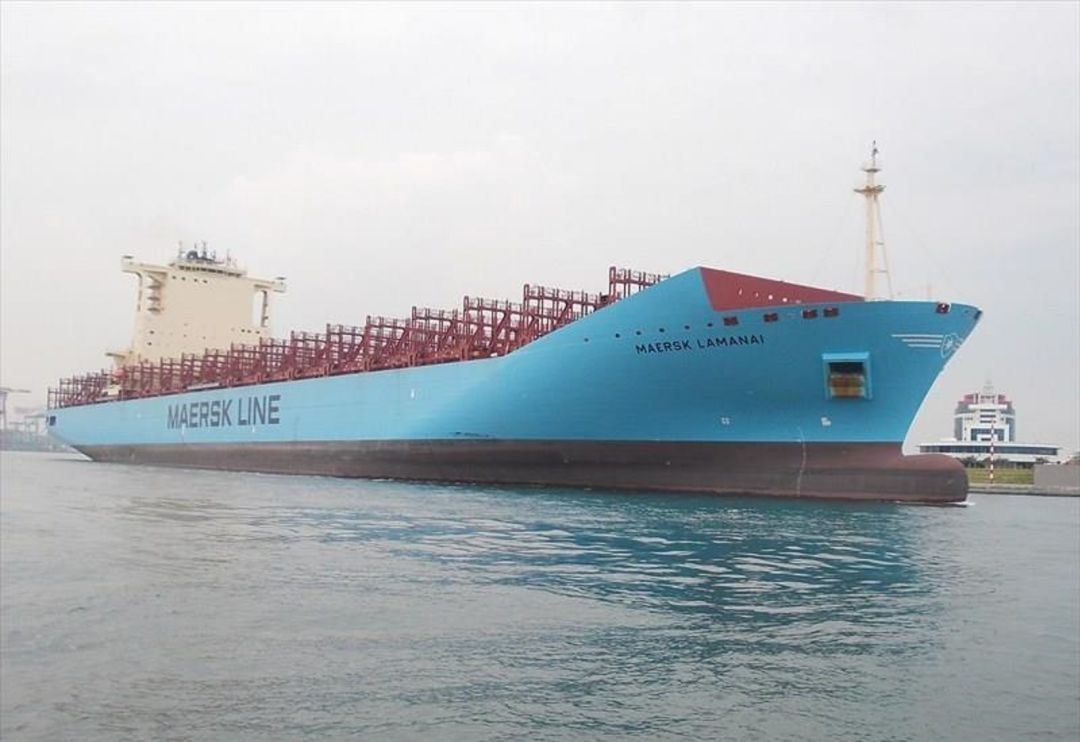Buque Maersk Lamanai. Buque Maersk Lamanai.