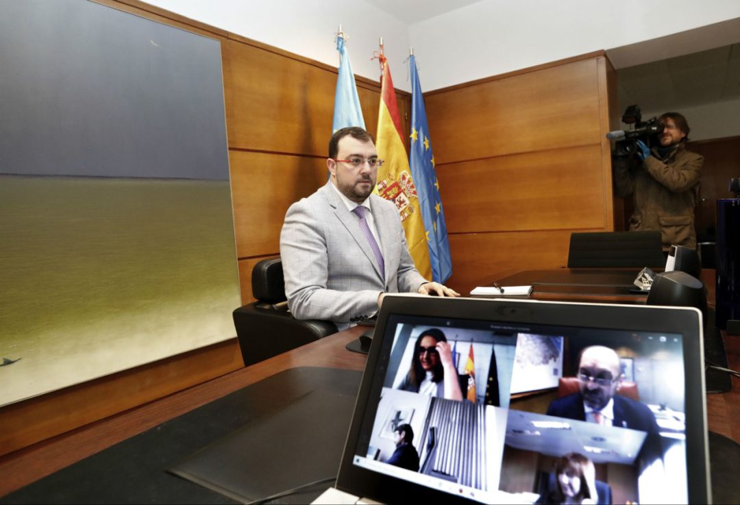 Adrián Barebón durante el Consejo de Gobierno. Adrián Barebón durante el Consejo de Gobierno.