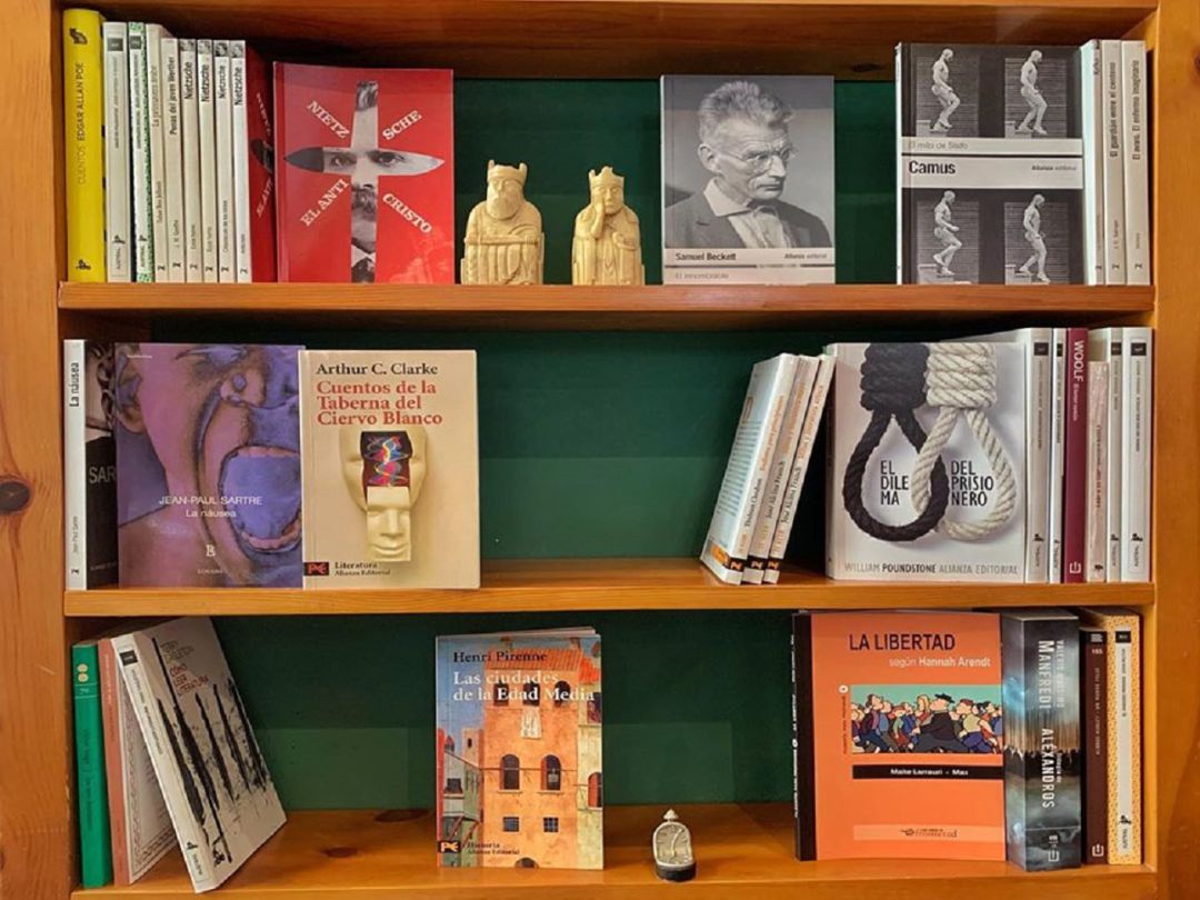 La Librería de Javier ubicada en Alcalá de Henares. La Librería de Javier ubicada en Alcalá de Henares.