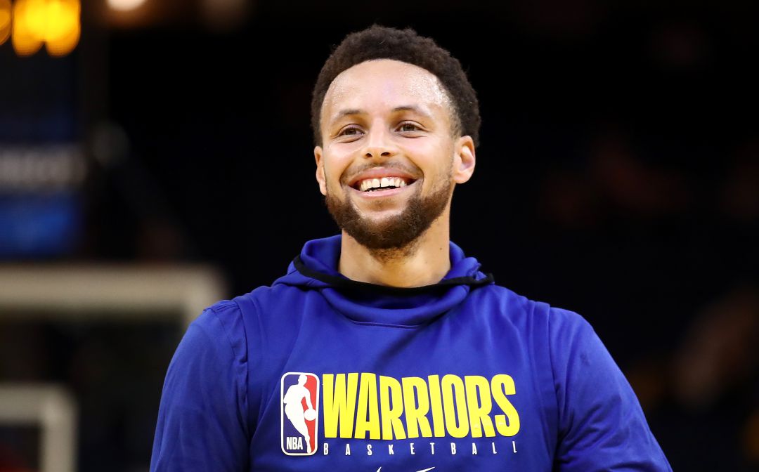 "Muchas gracias por lo que haces, tu corazón y la inspiración que brindas a todos", dice el base de los Warriors. "Muchas gracias por lo que haces, tu corazón y la inspiración que brindas a todos", dice el base de los Warriors.