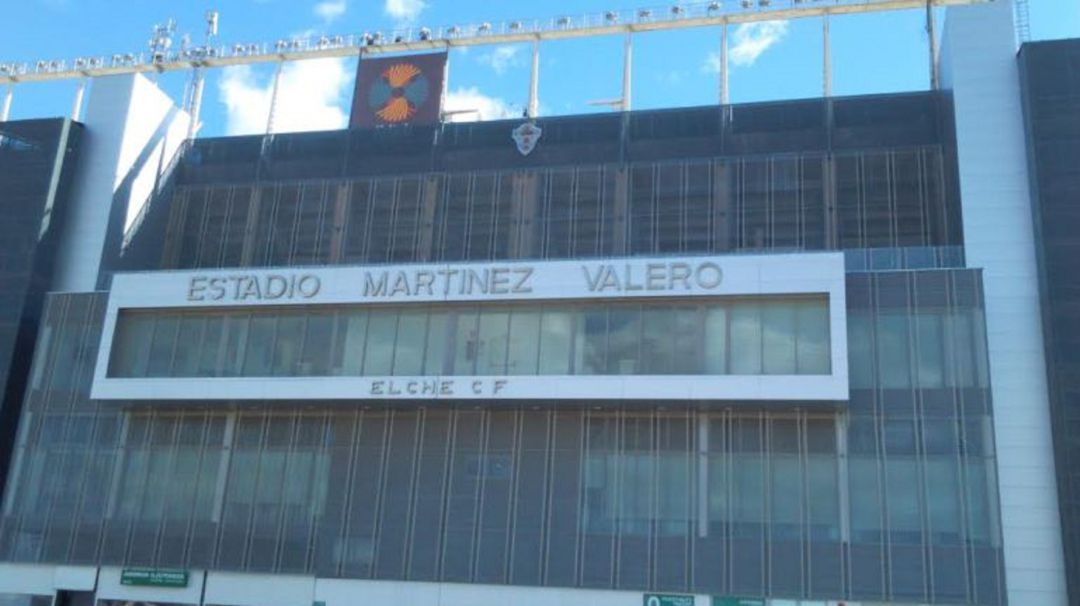 Fachada principal del Martínez Valero Fachada principal del Martínez Valero