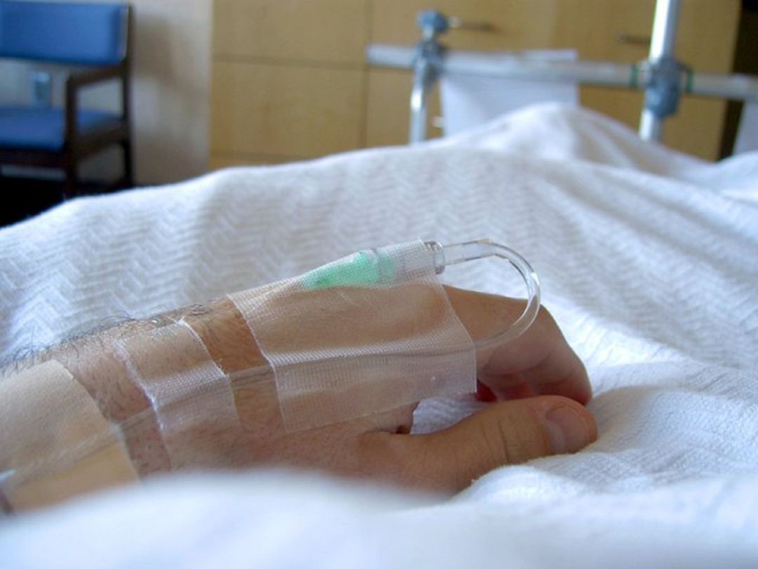 Las UCI se mantienen estables a pesar de la embestida del virus Las UCI se mantienen estables a pesar de la embestida del virus