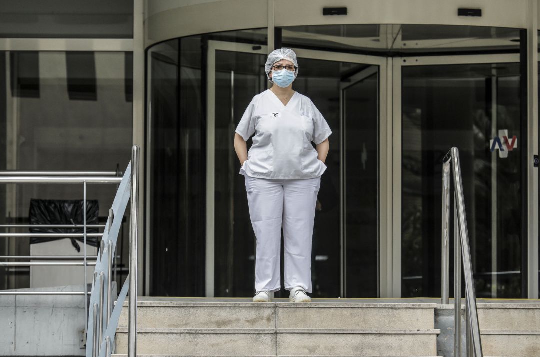 Los sanitarios siguen empleándose a fondo. Los sanitarios siguen empleándose a fondo.