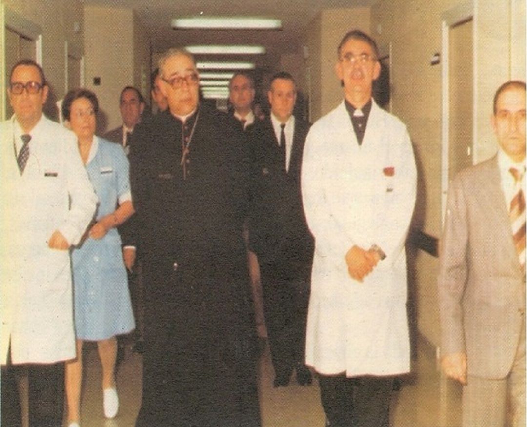 José Arriero a la derecha en la inauguración del Hospital de Talavera José Arriero a la derecha en la inauguración del Hospital de Talavera