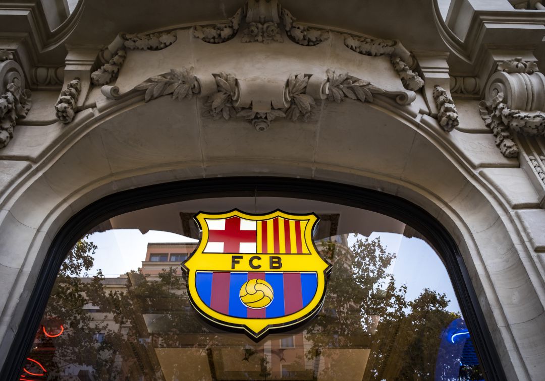 Seis directivos del Fútbol Club Barcelona presentan su dimisión