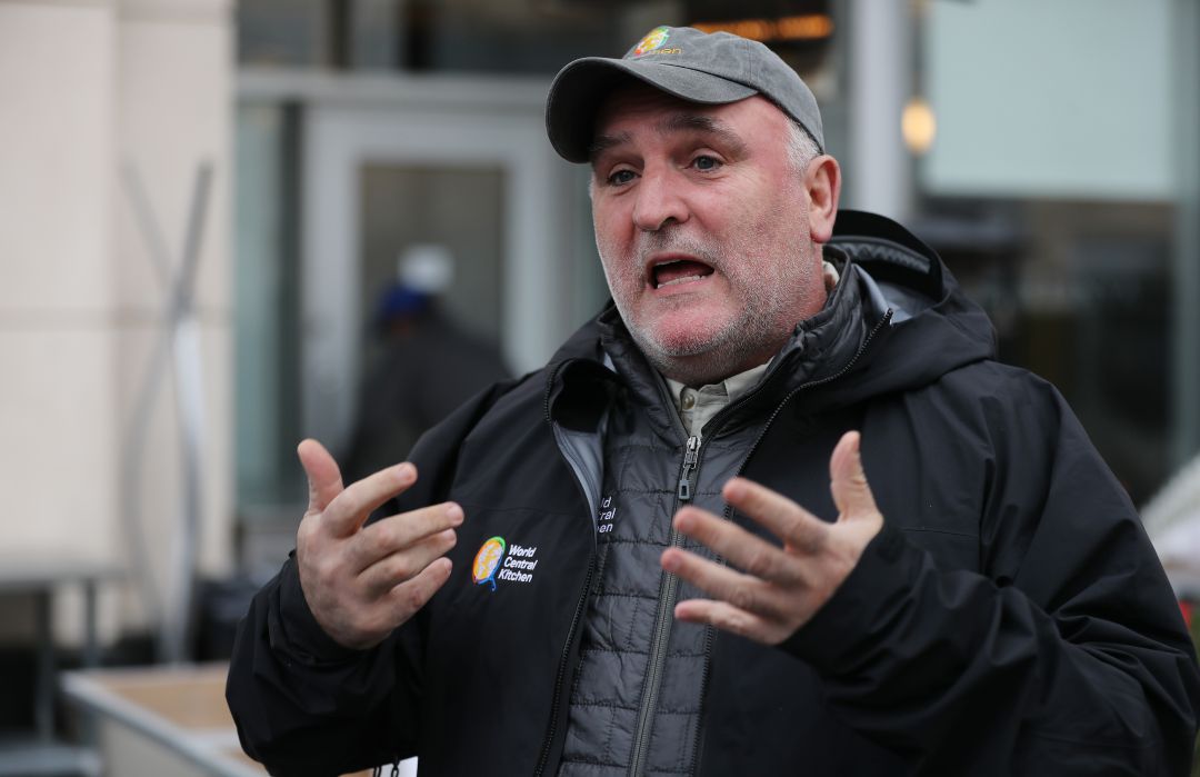 El chef asturiano y residente en Estados Unidos José Andrés habla con la prensa sobre la actuación de su fundación, World Central Kitchen, durante la pandemia. El chef asturiano y residente en Estados Unidos José Andrés habla con la prensa sobre la actuación de su fundación, World Central Kitchen, durante la pandemia.