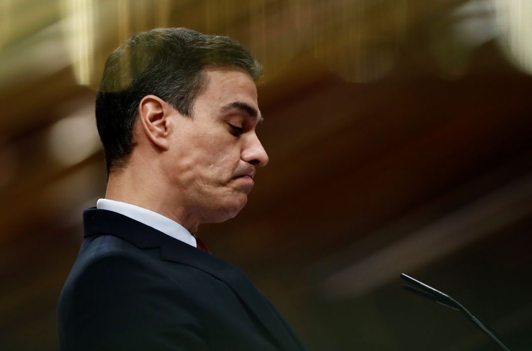 Pedro Sánchez en la tribuna del Congreso. Pedro Sánchez en la tribuna del Congreso.