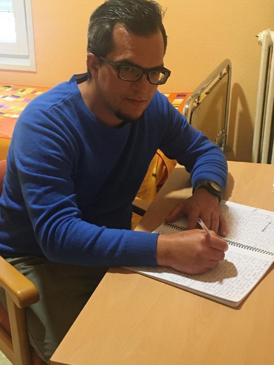 Carlos Juárez, integrante de Radio Gurugú nos da a conocer su carta ante el coronavirus desde Hermanas Hospitalarias Palencia Carlos Juárez, integrante de Radio Gurugú nos da a conocer su carta ante el coronavirus desde Hermanas Hospitalarias Palencia