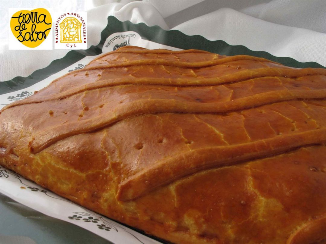El hornazo es el plato típico de Salamanca en la época de Pascua. El hornazo es el plato típico de Salamanca en la época de Pascua.