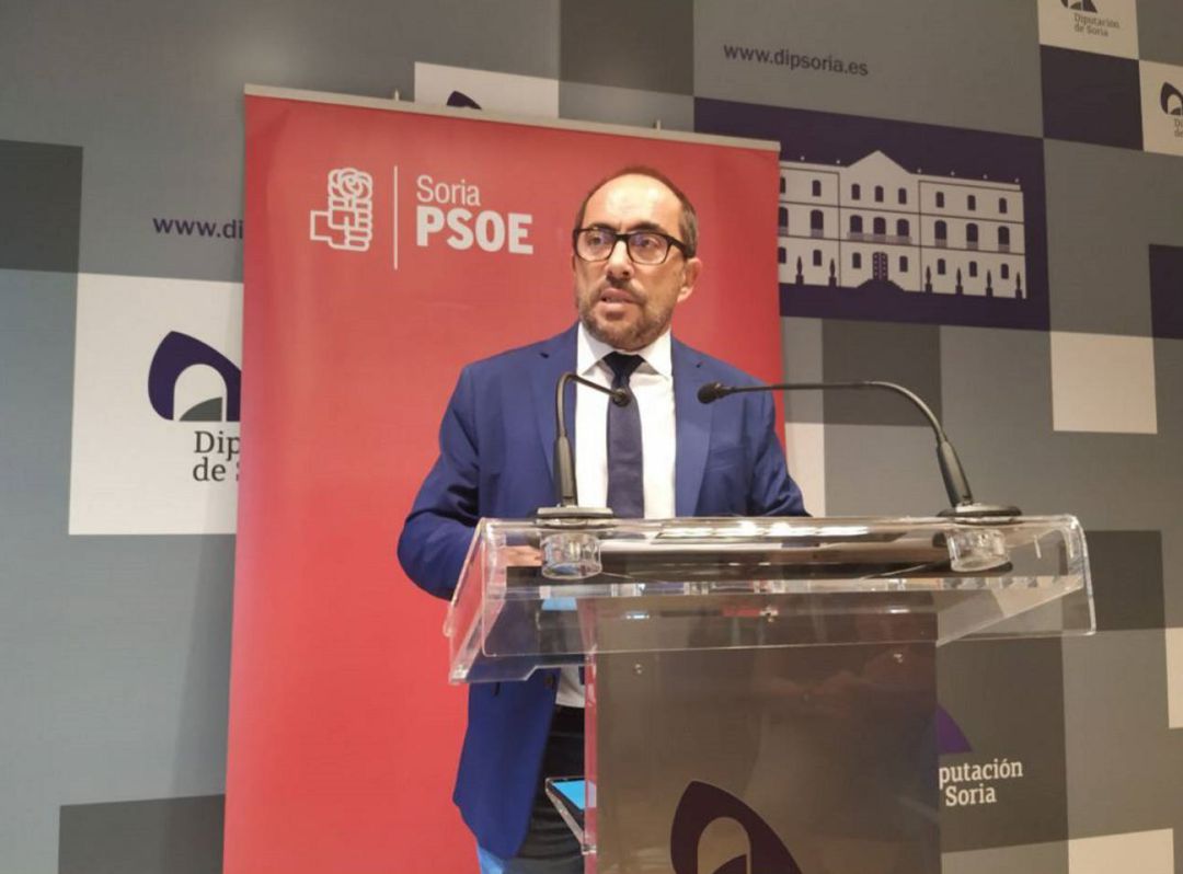 Luis Rey, portavoz socialista en la Diputación. Luis Rey, portavoz socialista en la Diputación.