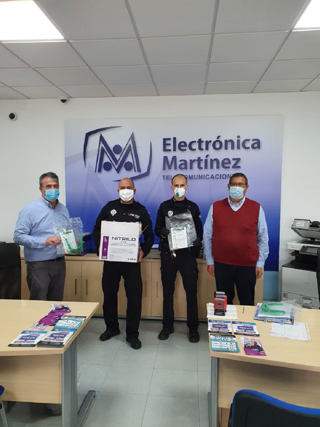 Alfonso y José Martínez, gerentes de Electrónica Martínez Alfonso y José Martínez, gerentes de Electrónica Martínez