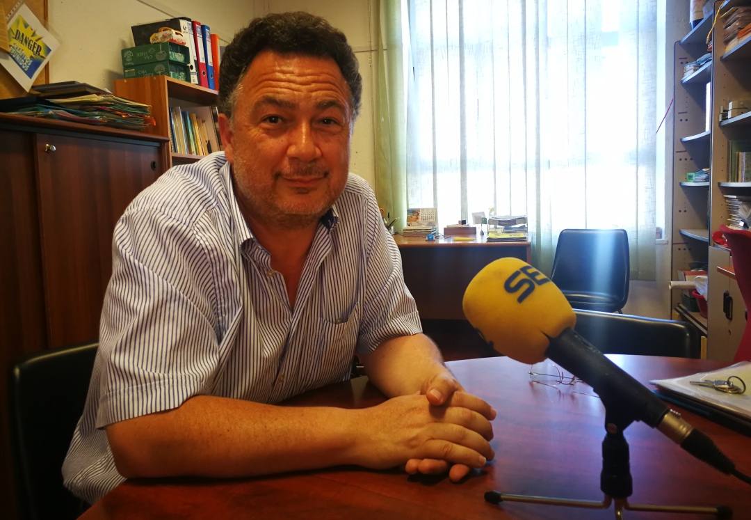 Antonio Rodríguez, profesor de la Universidad de La Laguna, en una foto de archivo durante una entrevista en su despacho de la Facultad de Magisterio el 19 de mayo de 2019 Antonio Rodríguez, profesor de la Universidad de La Laguna, en una foto de archivo durante una entrevista en su despacho de la Facultad de Magisterio el 19 de mayo de 2019